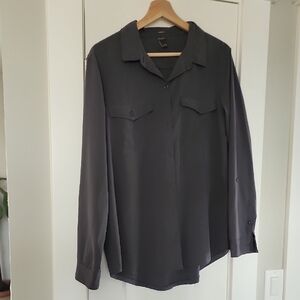 Eddie Bauer womens Long-Sleeve Button-Down Shirt - Charcoal Gray